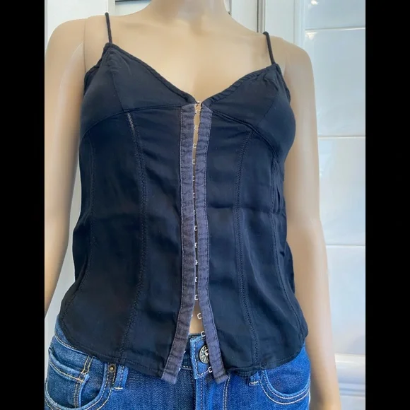 💚3/20$5/25💚Silence + Noise Black hook/eye clasp front - Picture 5 of 16